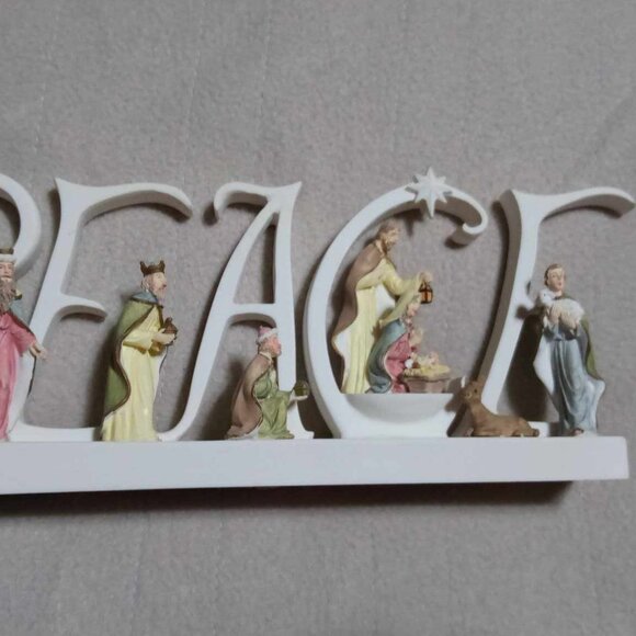 Nativity Free standing Peace - Picture 3 of 8